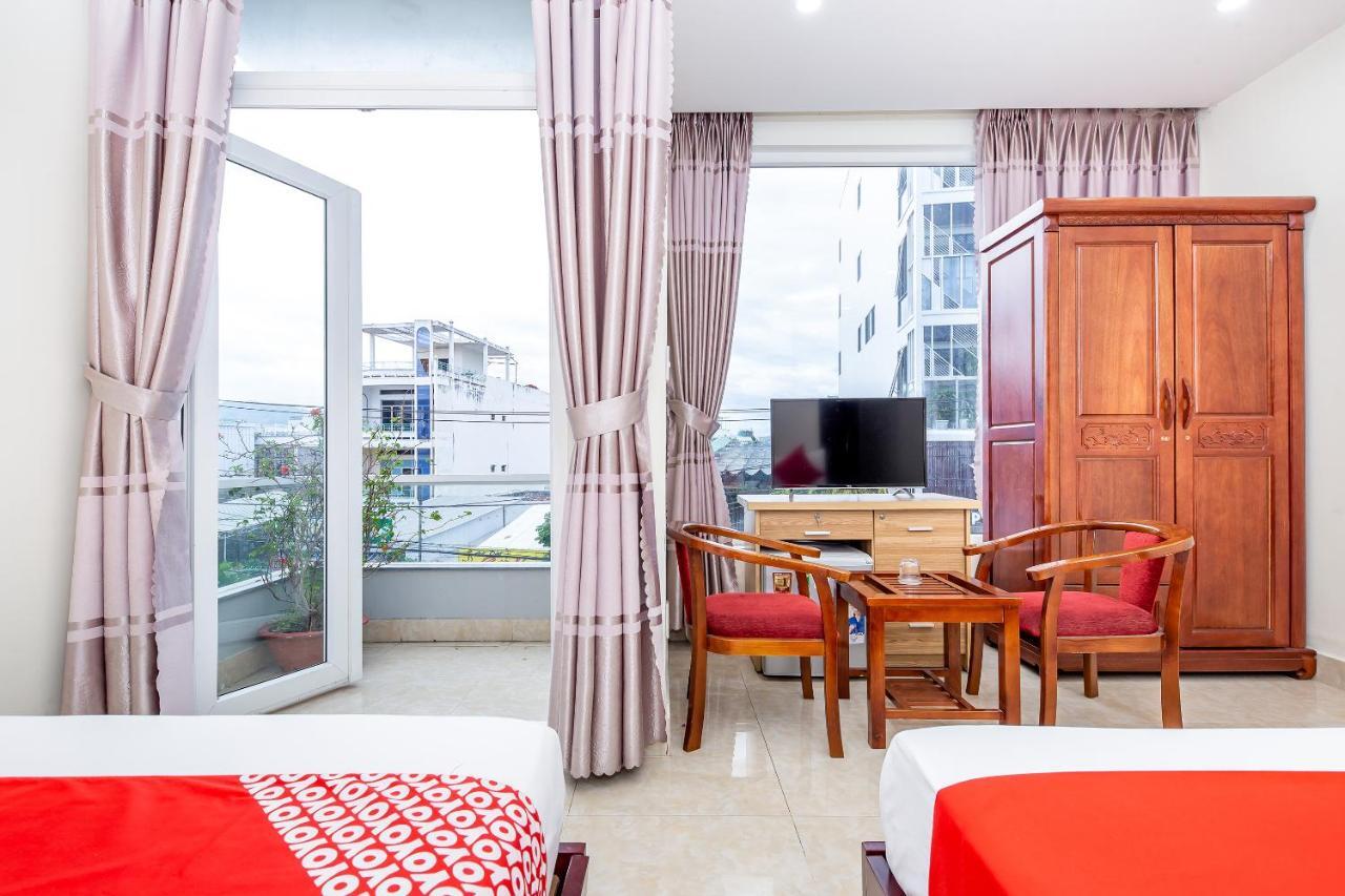 Oyo 587 Trang Long Hotel Nha Trang Luaran gambar